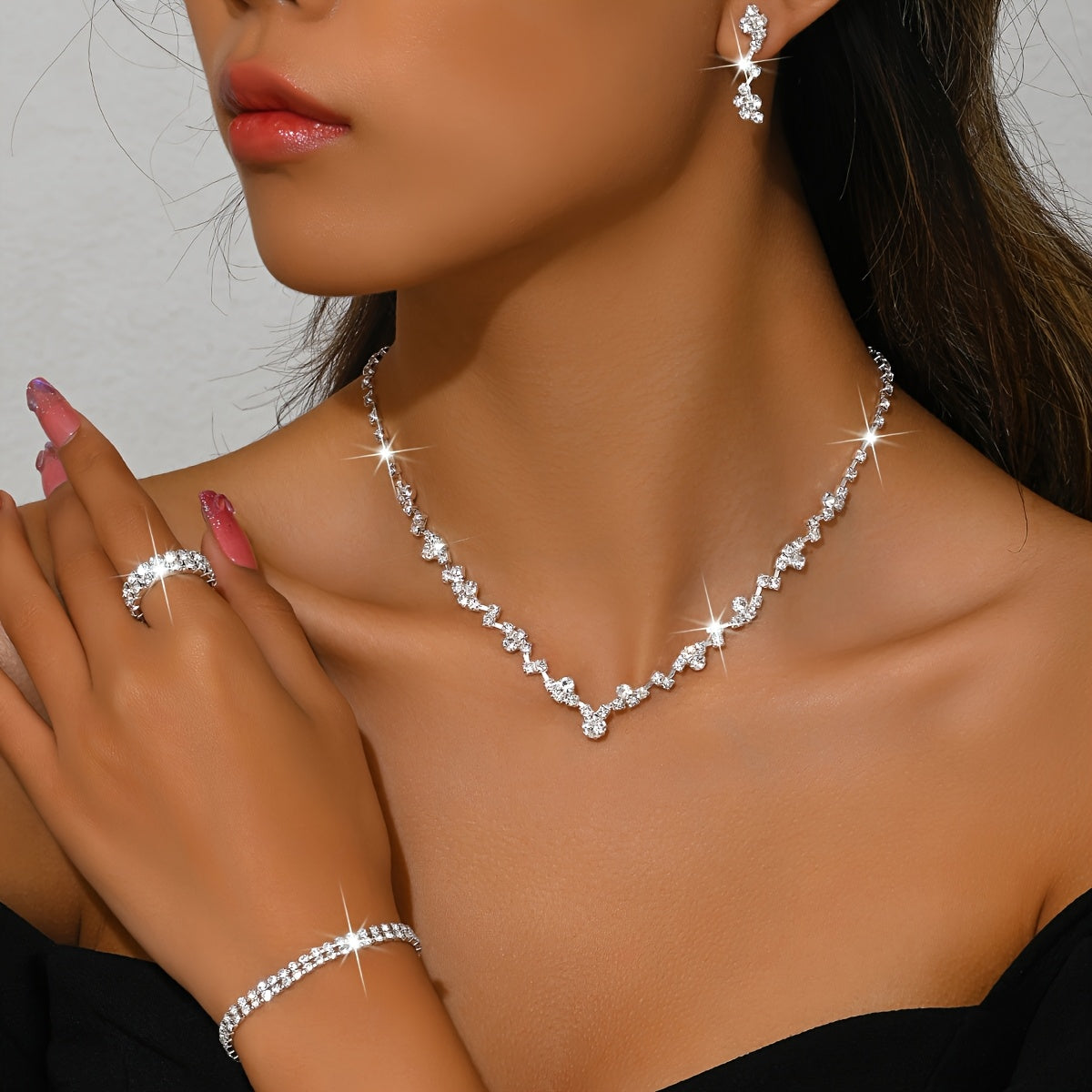 LIGHTWEIGHT ELEGANT 4-PIECE JEWELRY SET